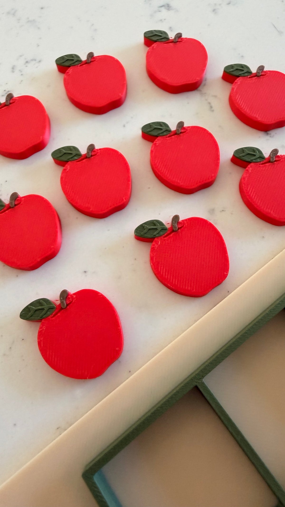 Apple 10 Frame Sensory Set
