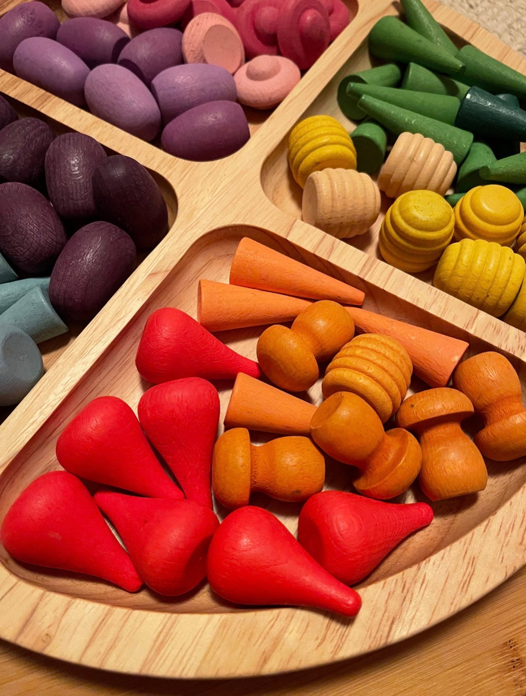 Round Wooden Tinker Play Tray